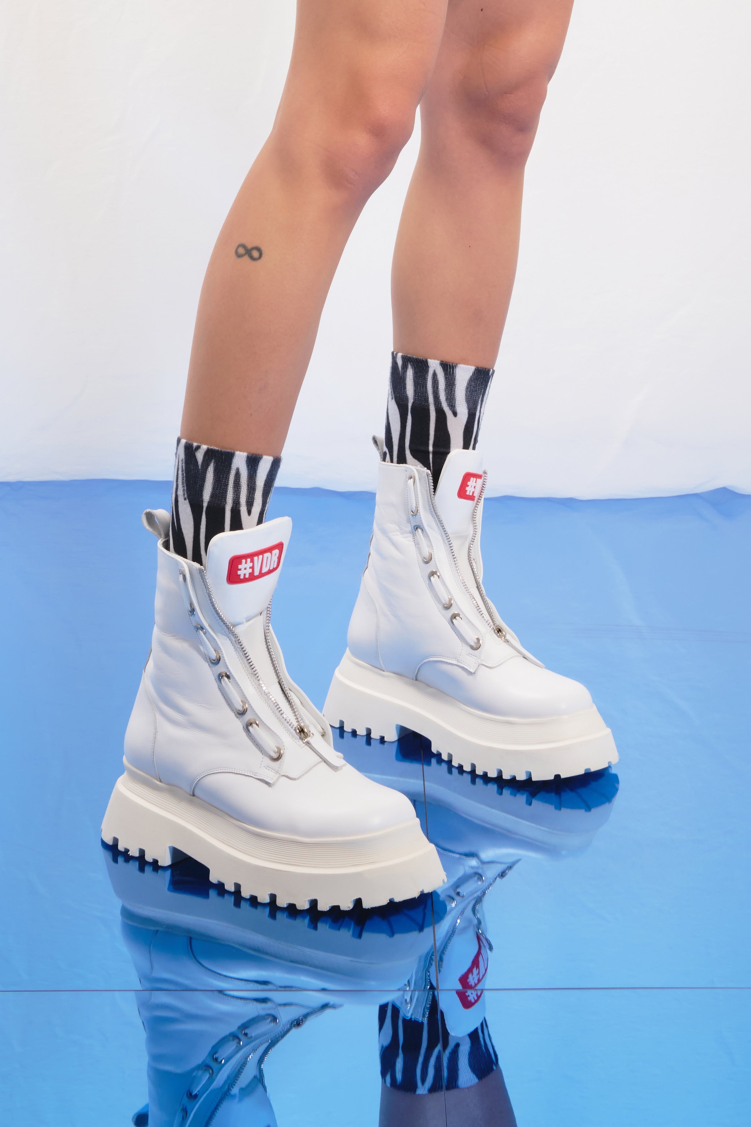 Khaki Black Socks C1