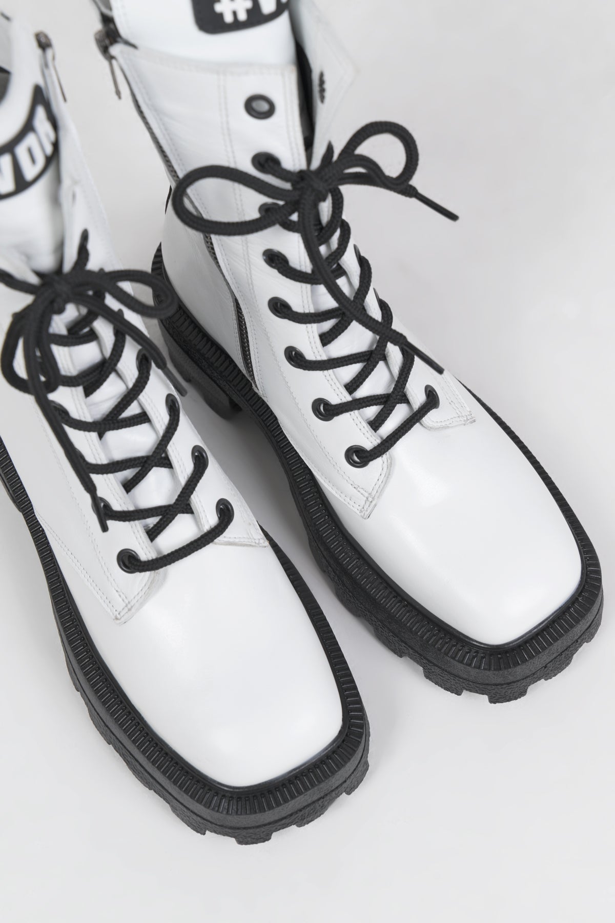 Bianco Ankle Boots Frankenstein
