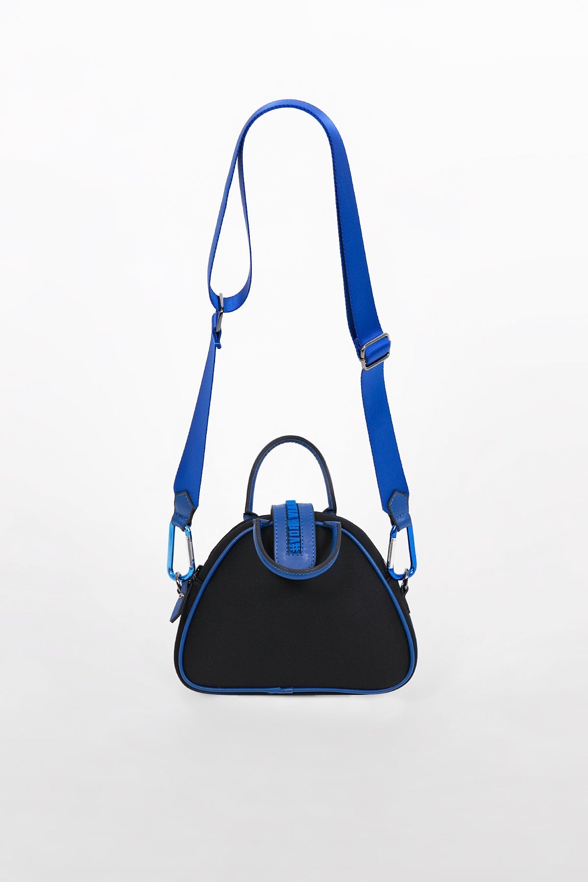 Nero Royal Bag Pyramid1