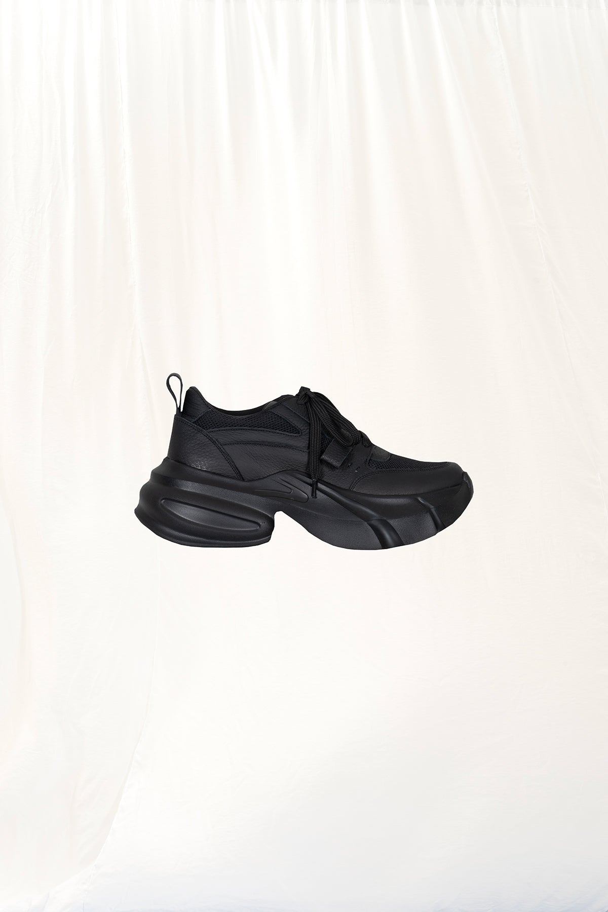Black Sneakers Schiuma