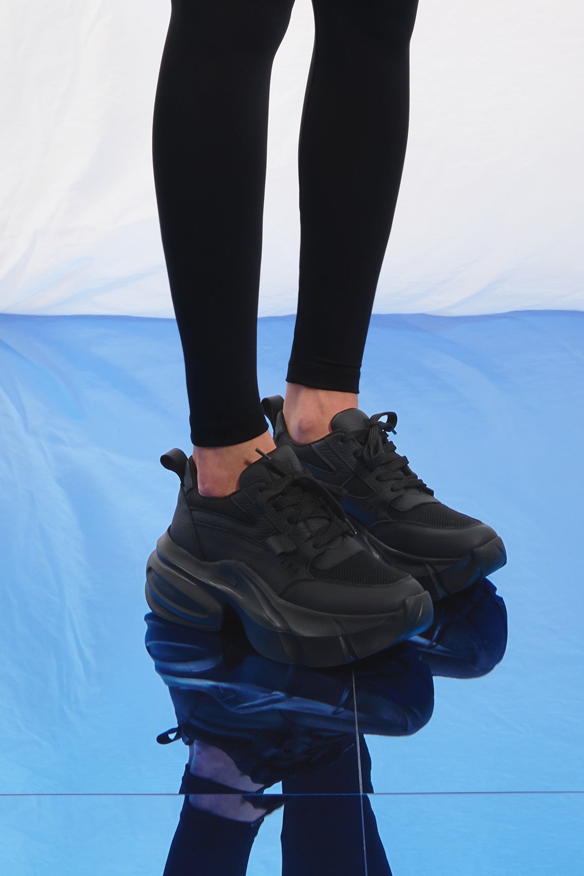 Black Sneakers Schiuma