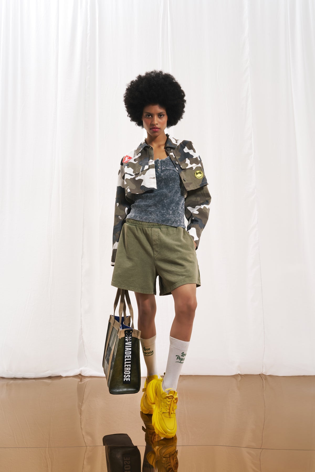 Yellow Sneakers Schiuma