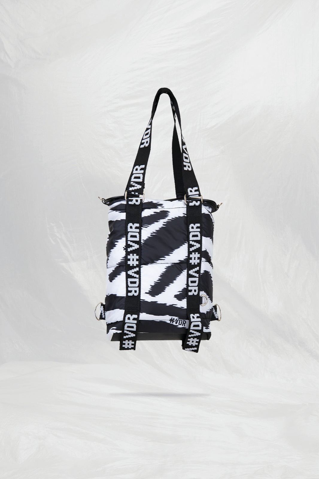 Nero Bianco Bag Strange4