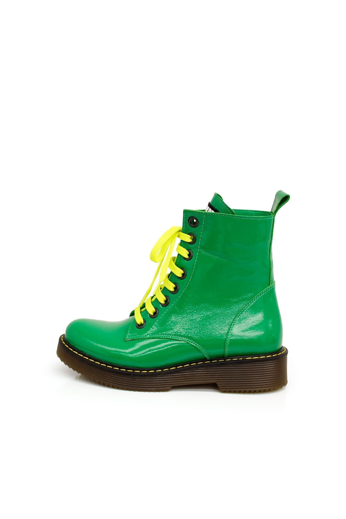 Verde Boots Student