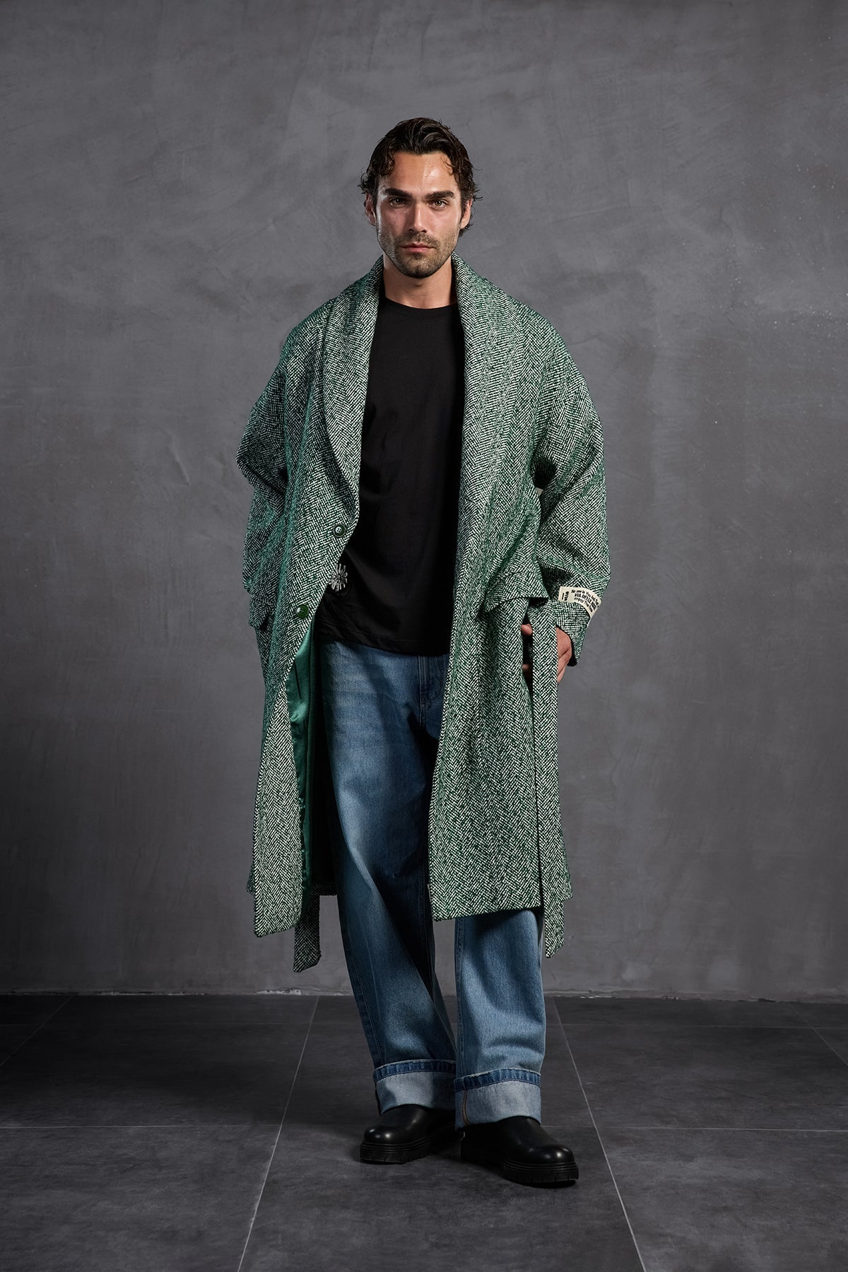 Black Printed Round Neck T-shirt 10010