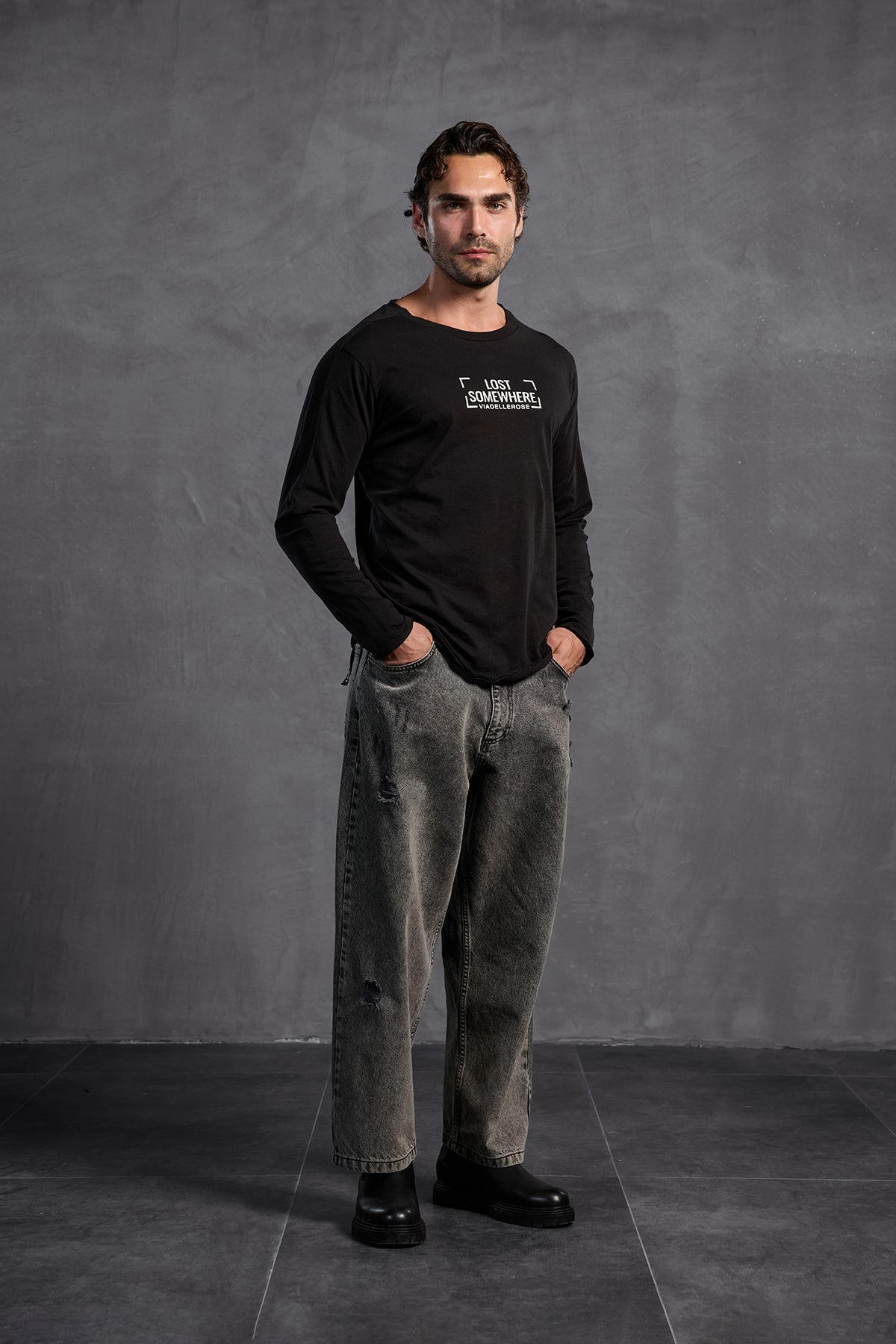 Black Front Text Crew Neck T-shirt 10011