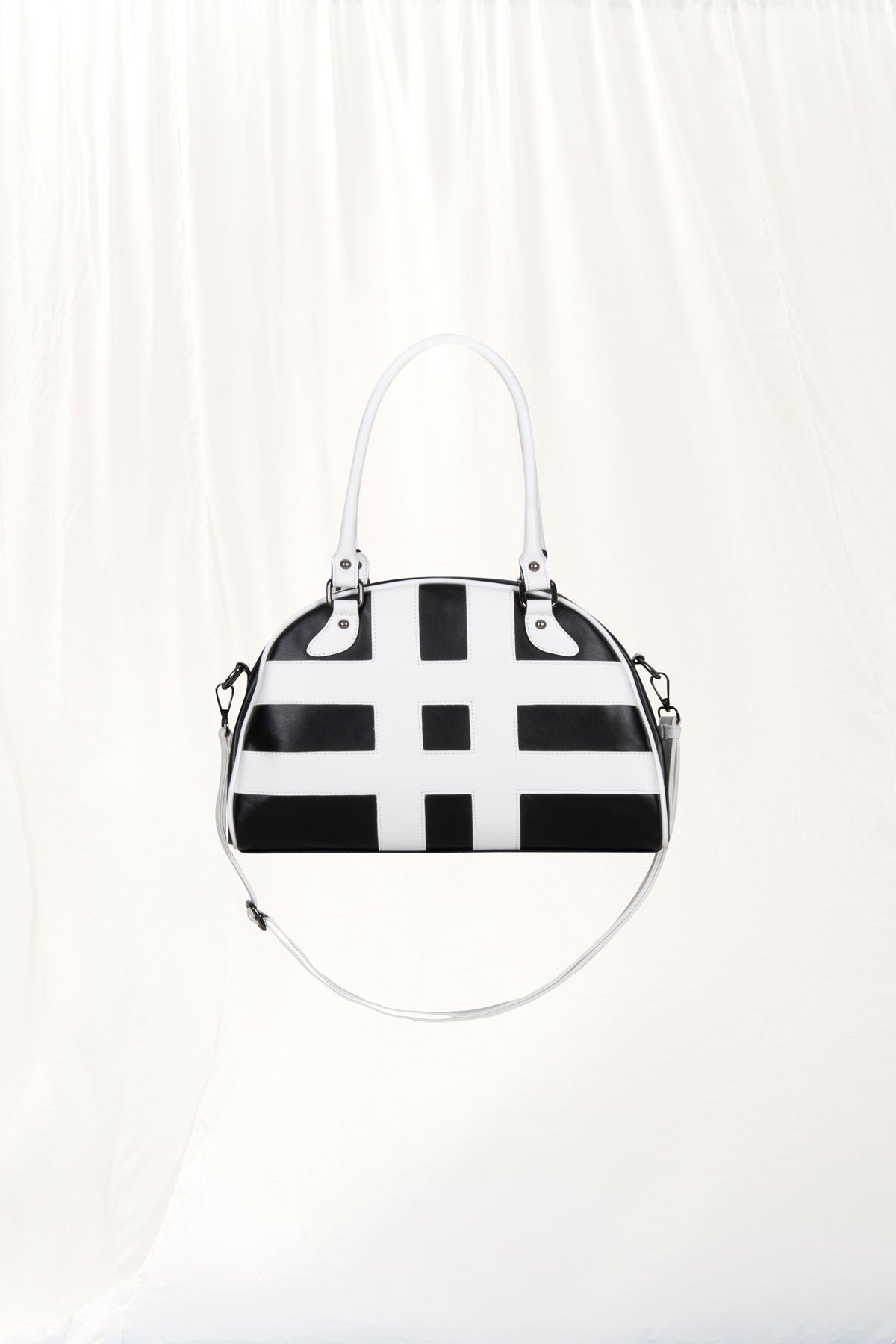 Black White Bag Via1