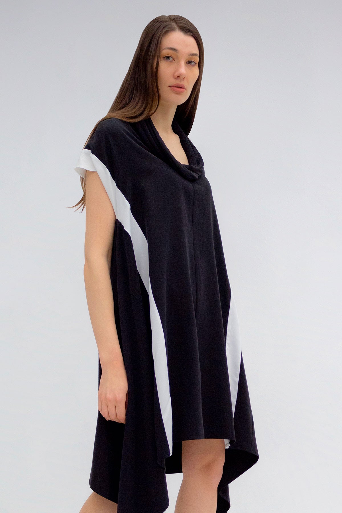 Nero Off White Dress 5197