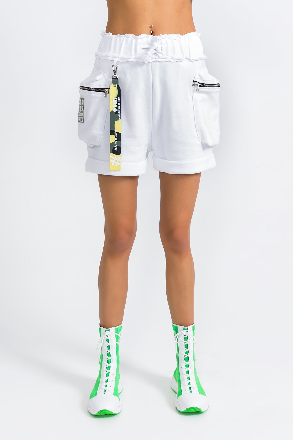 Bianco Shorts 9252