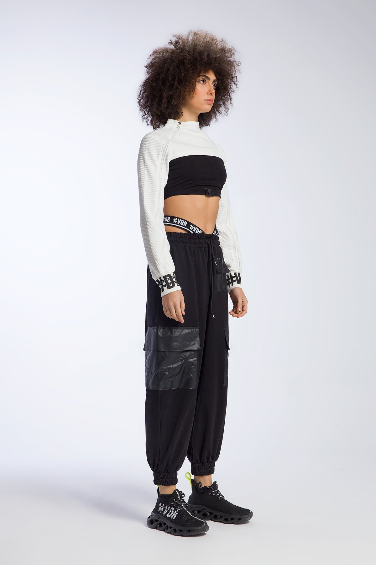 Off White Bolero 9302