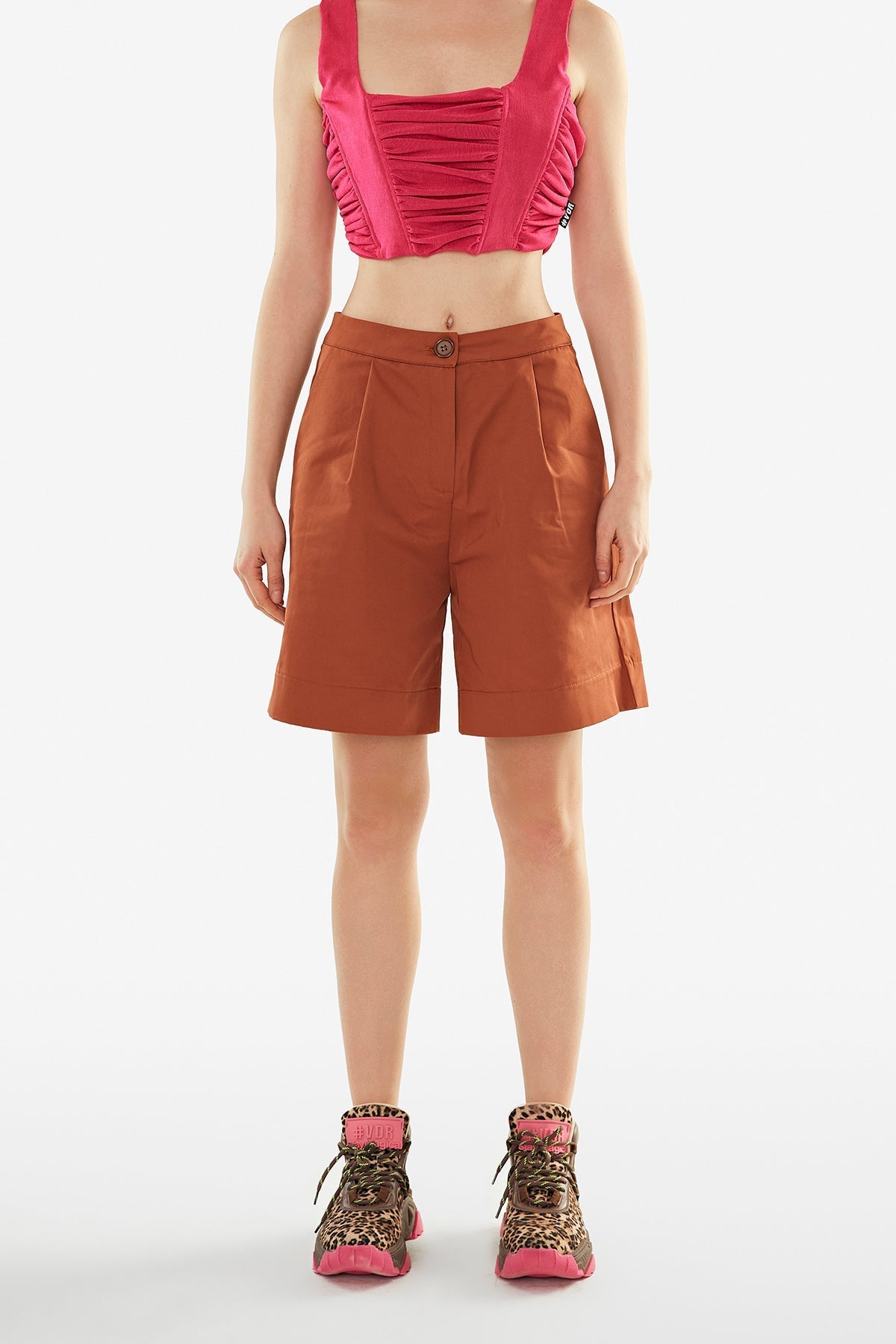 Rugine Shorts 11214