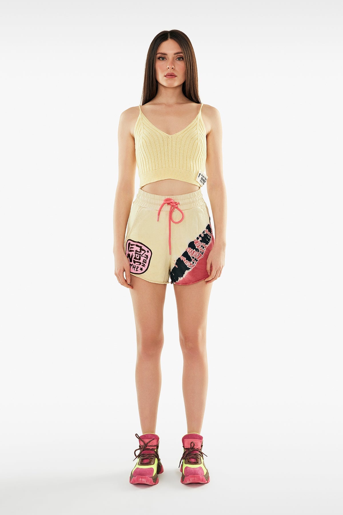 Giallo Pastello Shorts 11390
