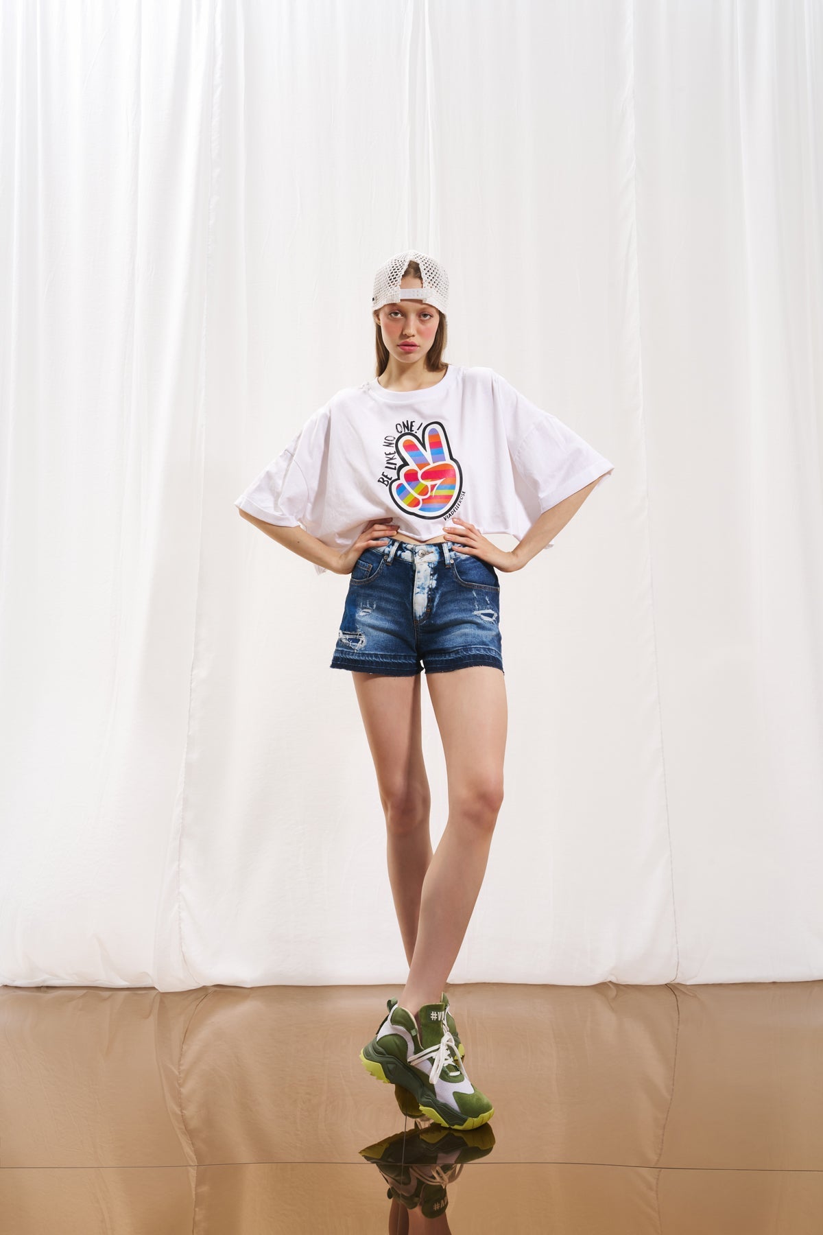 White T-shirt 17065