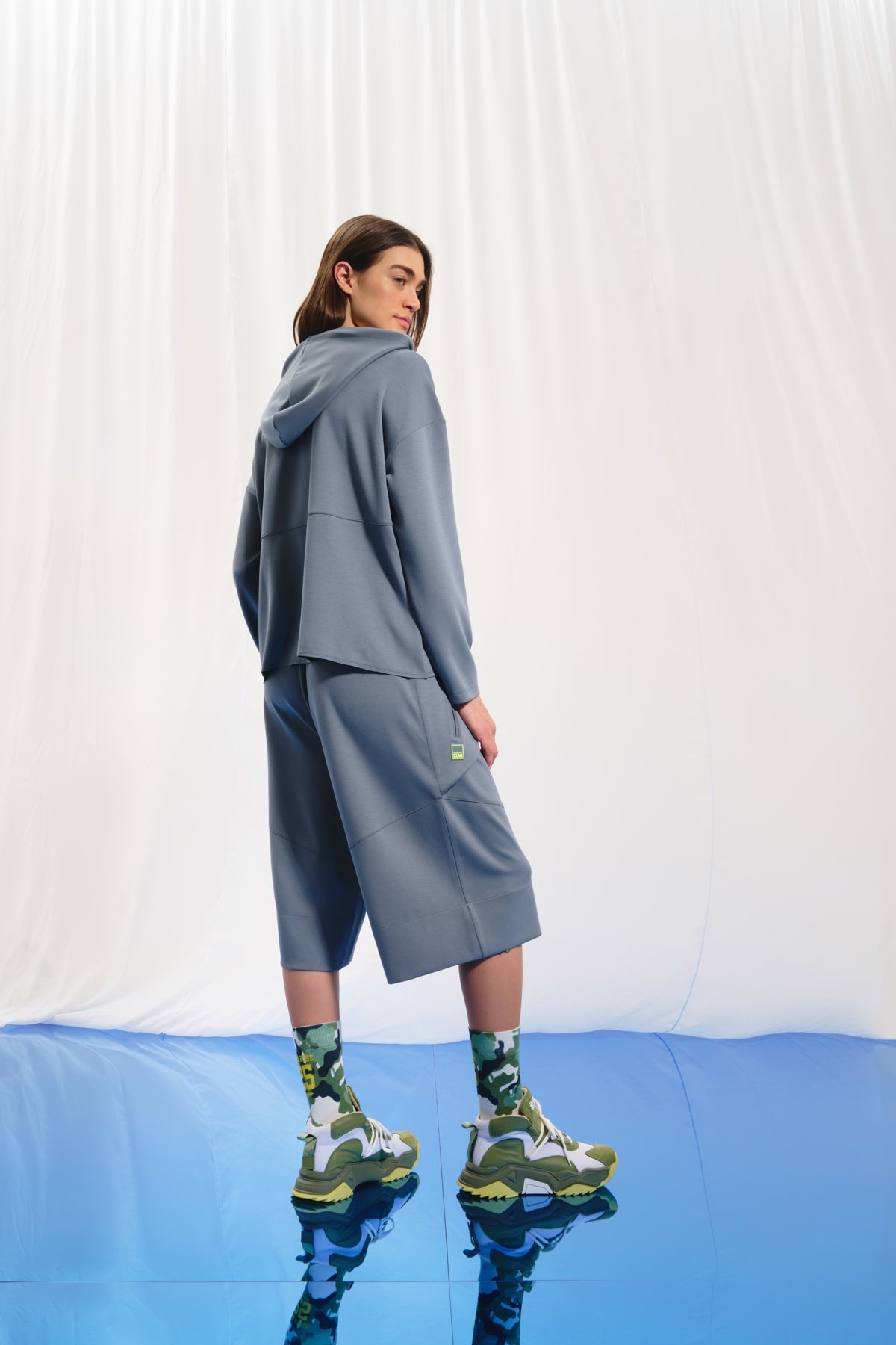 Grey Sweatshirt 17144