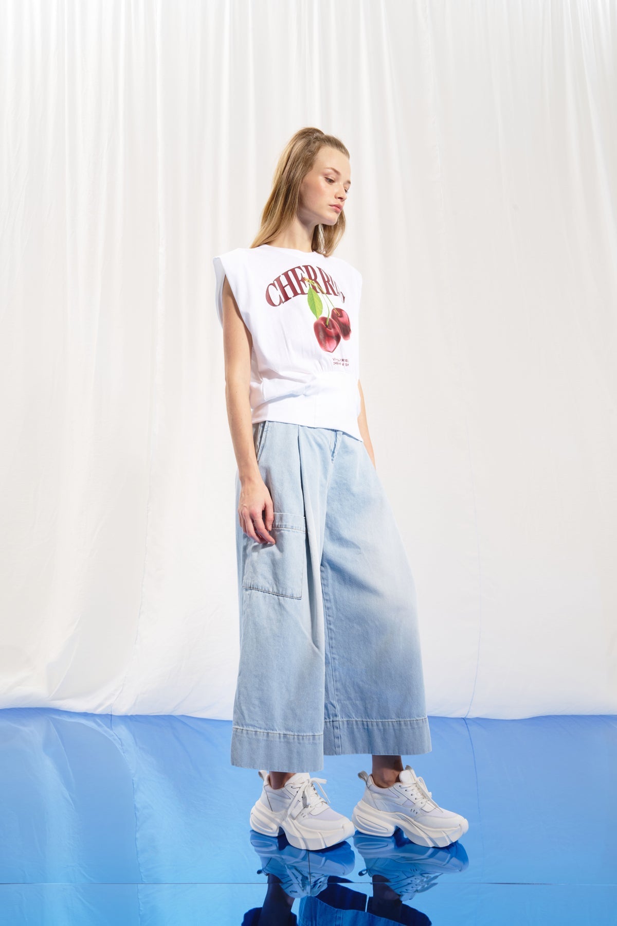White T-shirt 17235
