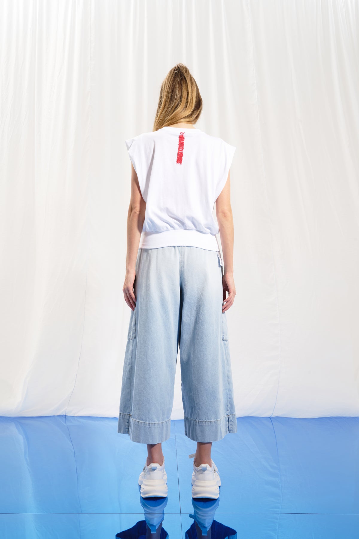 White T-shirt 17235