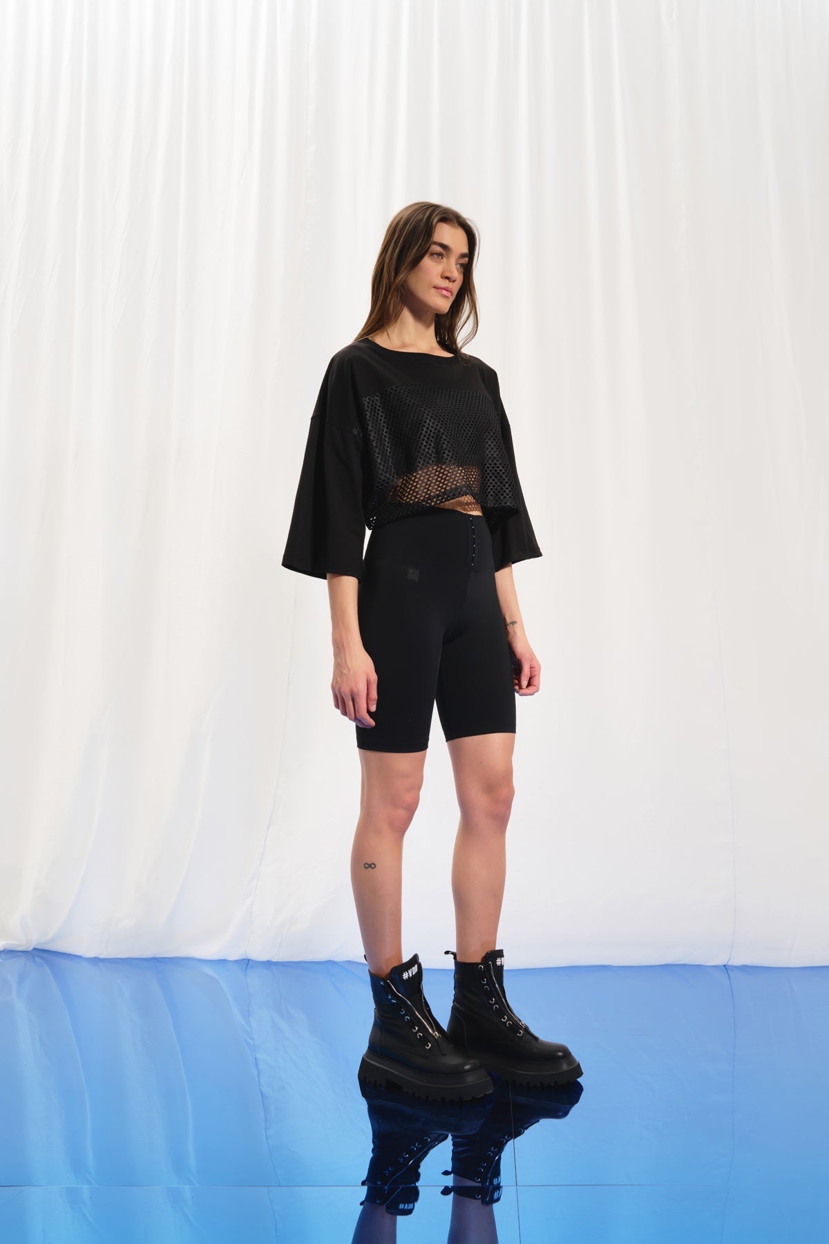 Black T-shirt 17343