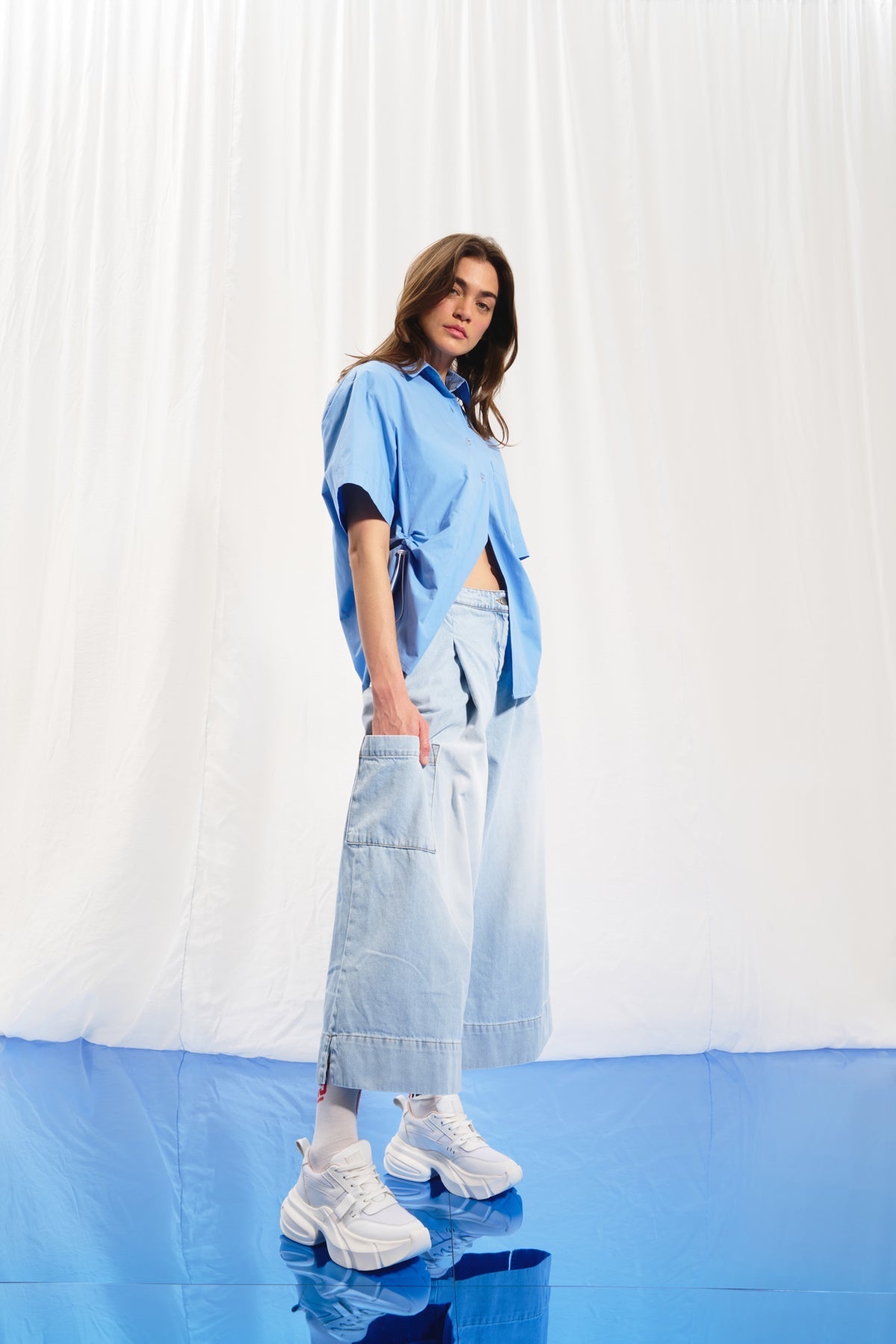 Light Blue Pleated Wide-leg Denim Trousers 17374