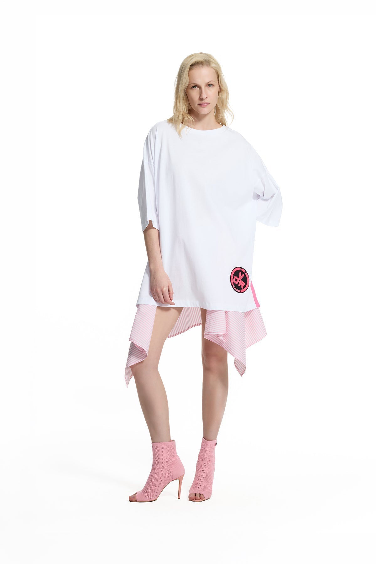 White Back Logo Print Oversize Tunic T-shirt 19024