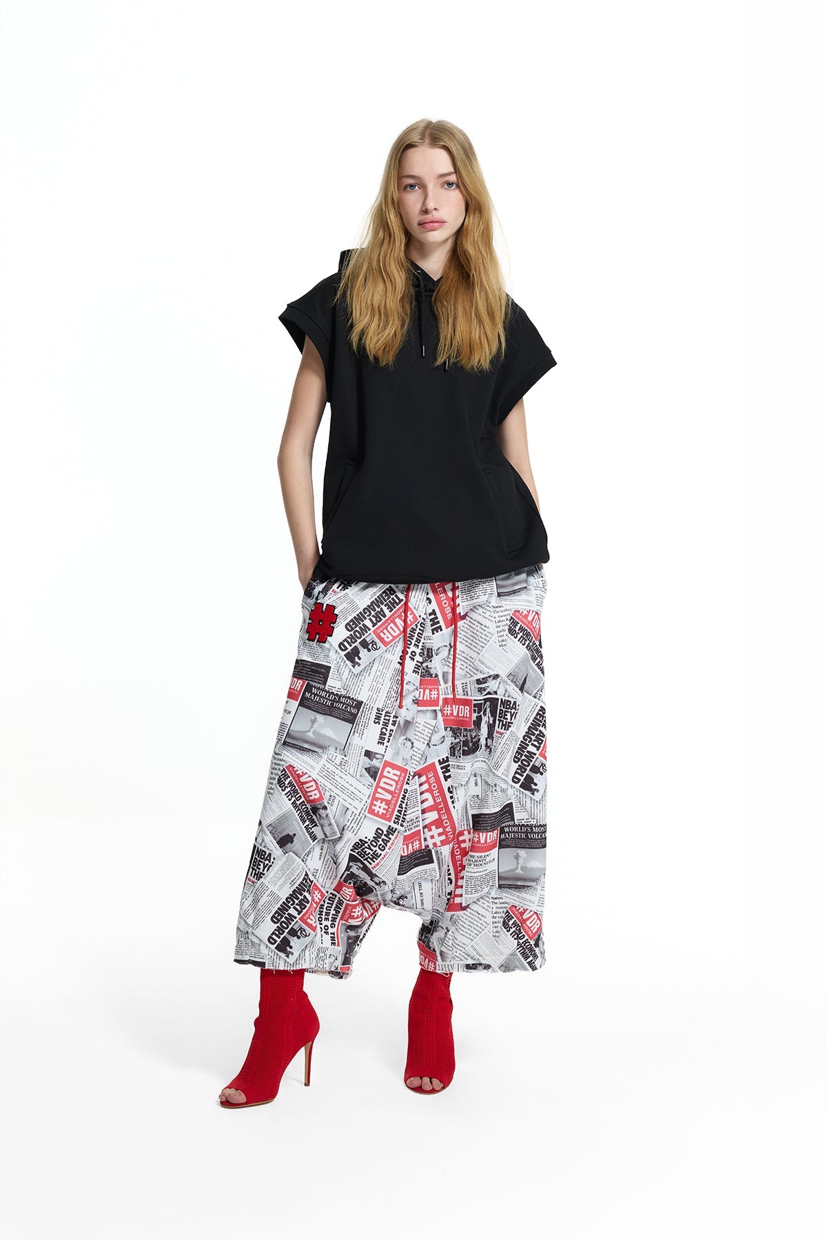 White Black Newspaper Print Double Elastic Waist Drawstring Harem Trousers 19032
