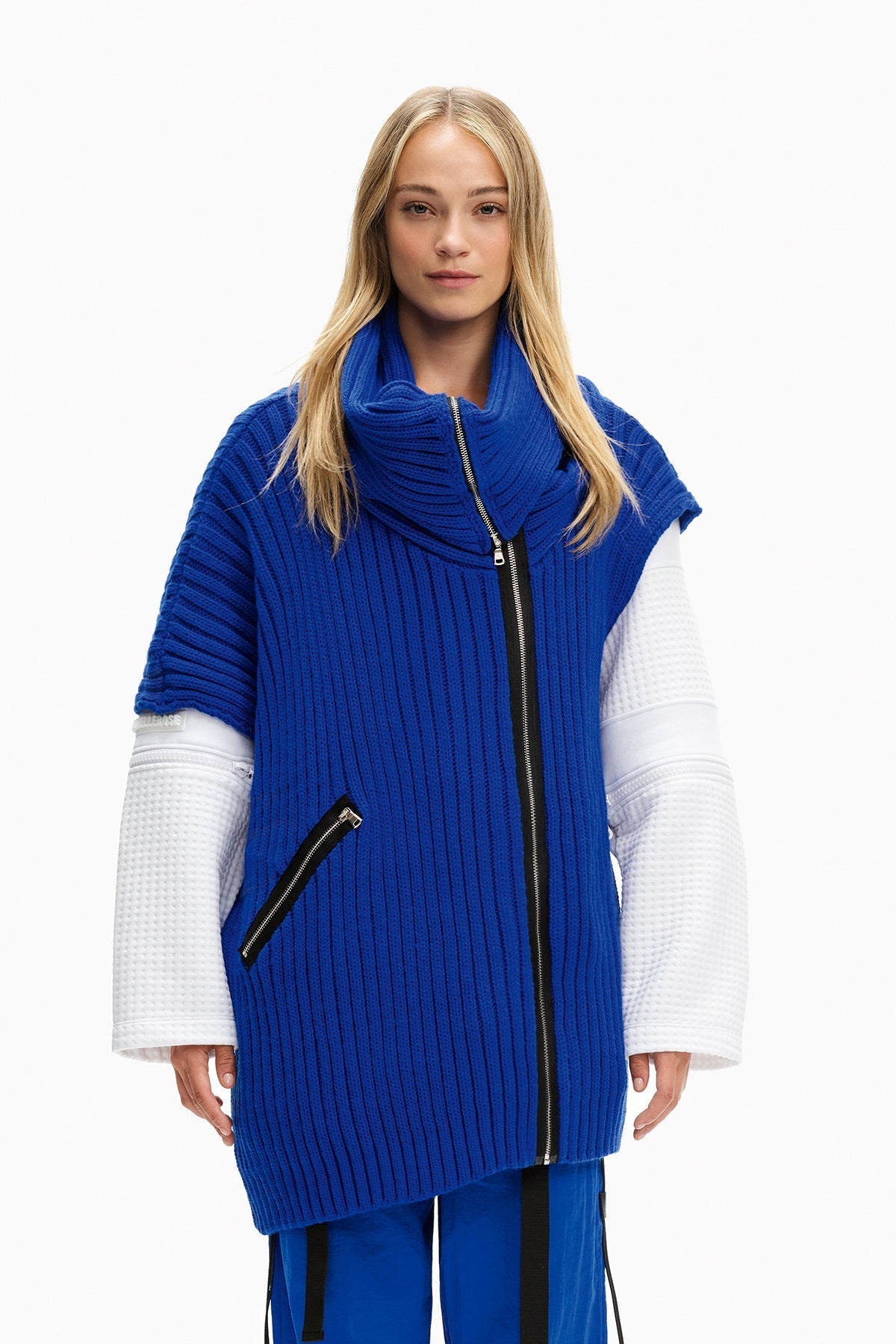 Royal Cardigan 10001