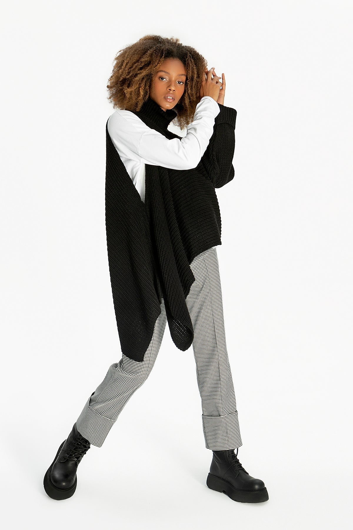 Nero Pullover 10030