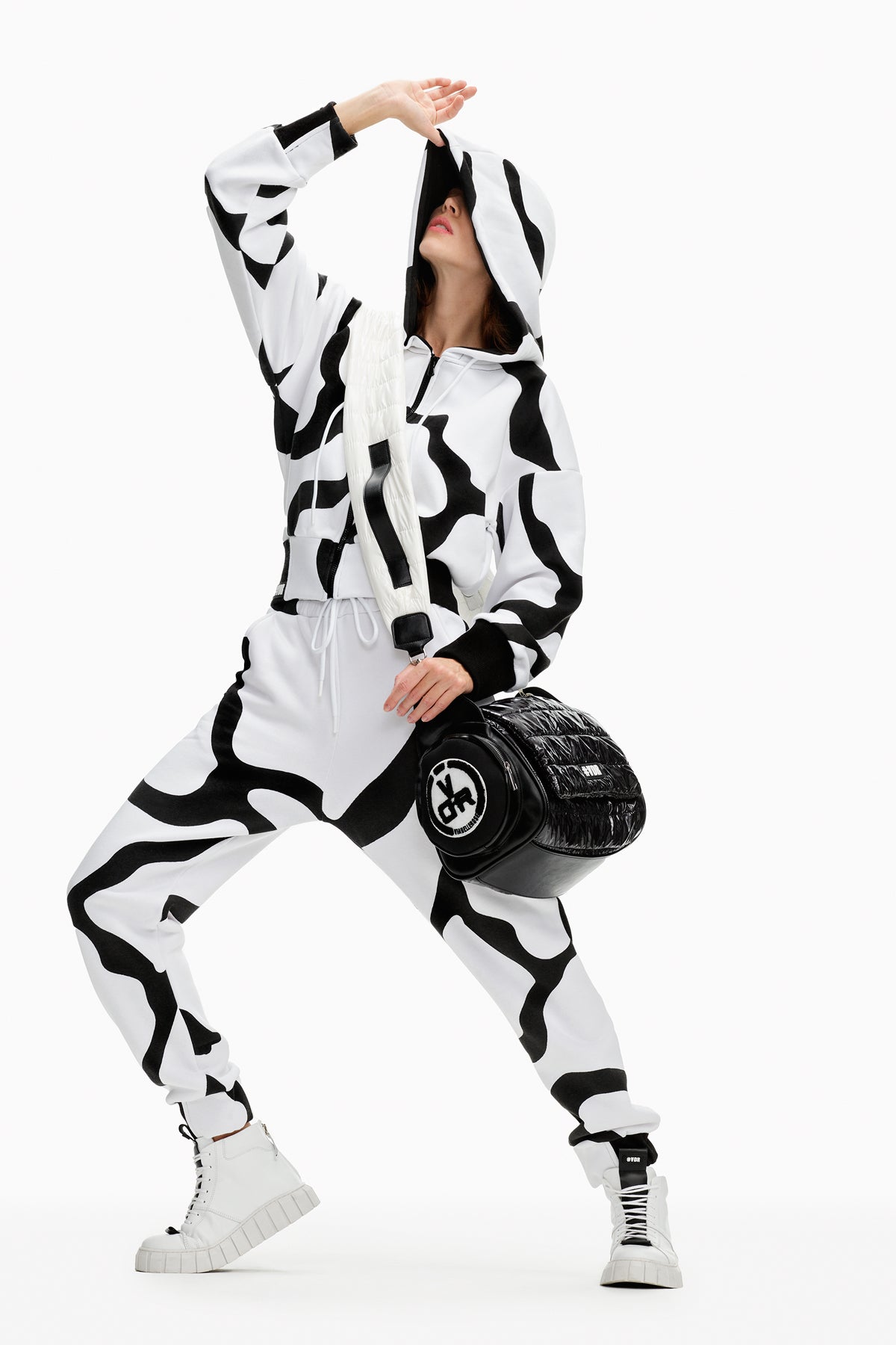 Bianco Nero Pants 10137