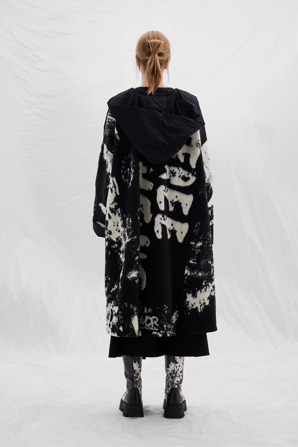 Nero Off White Coat 14412