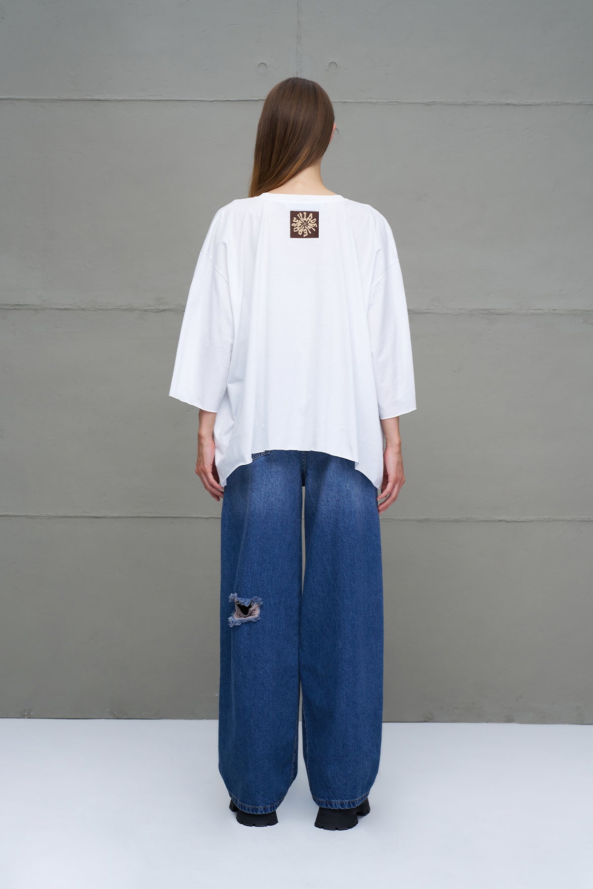 White Slogan Asymmetric Oversized T-shirt 18035