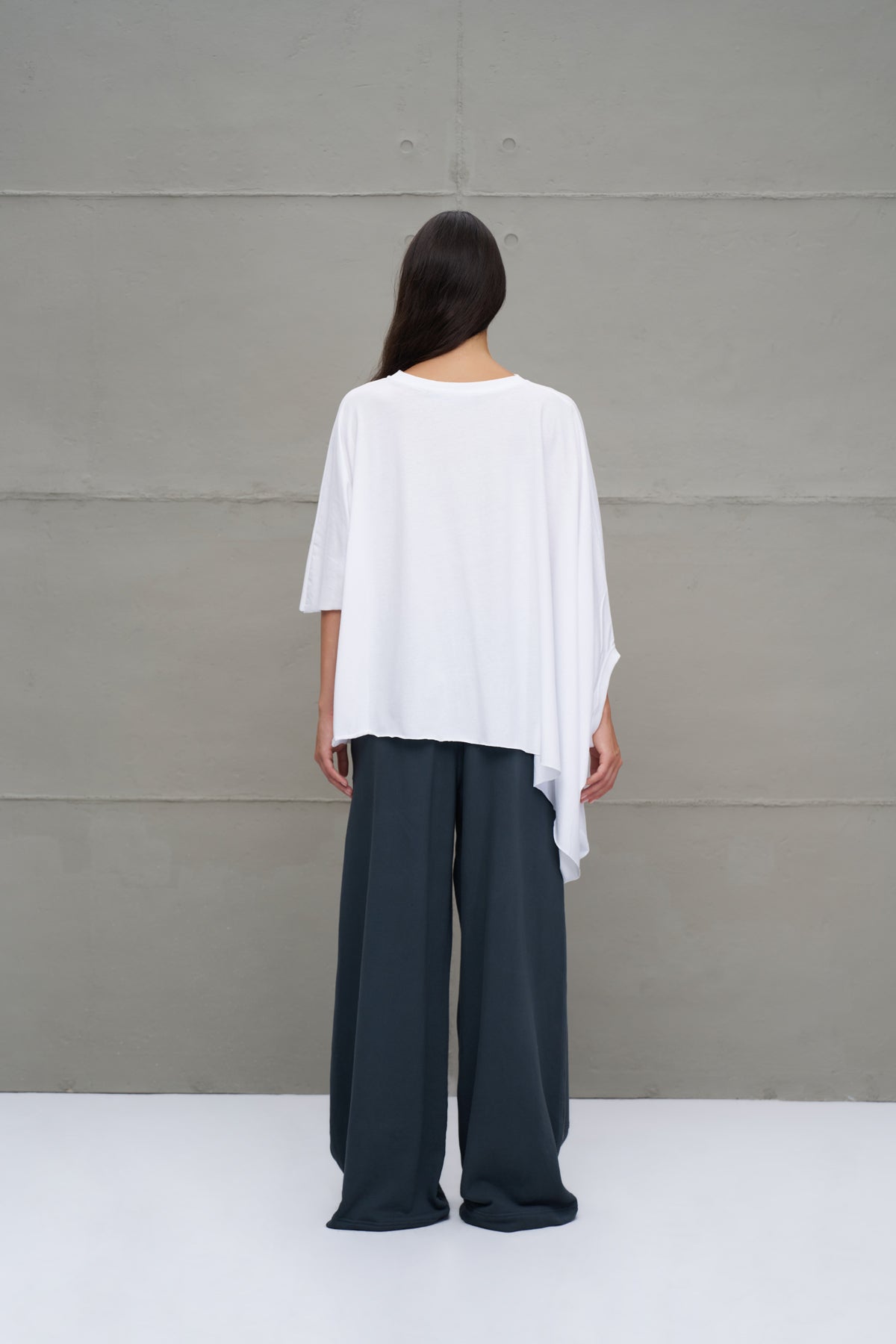 White Asymmetric Oversized T-shirt 18043