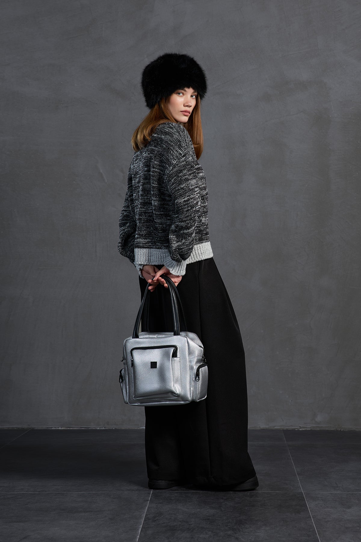 Black White Oversize Knit Sweater 18054