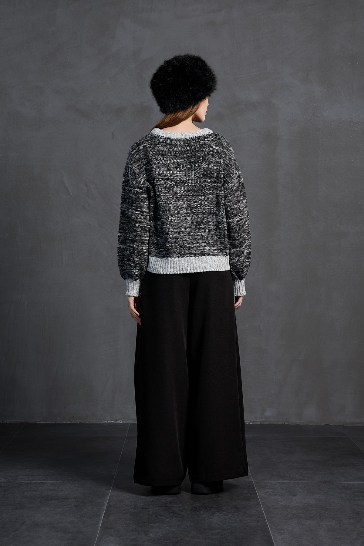 Black White Oversize Knit Sweater 18054