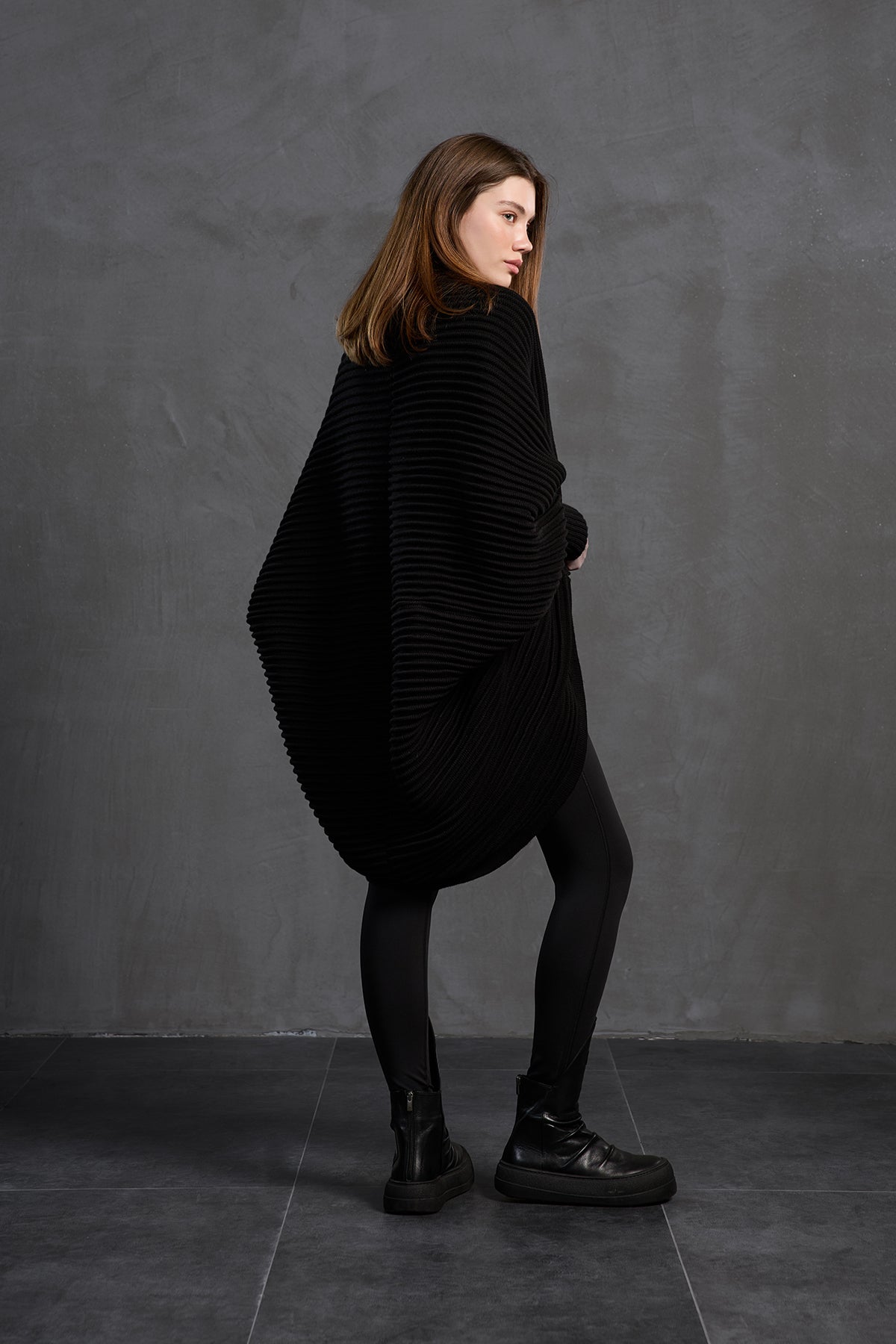 Black Oversized Knit Cardigan 18072