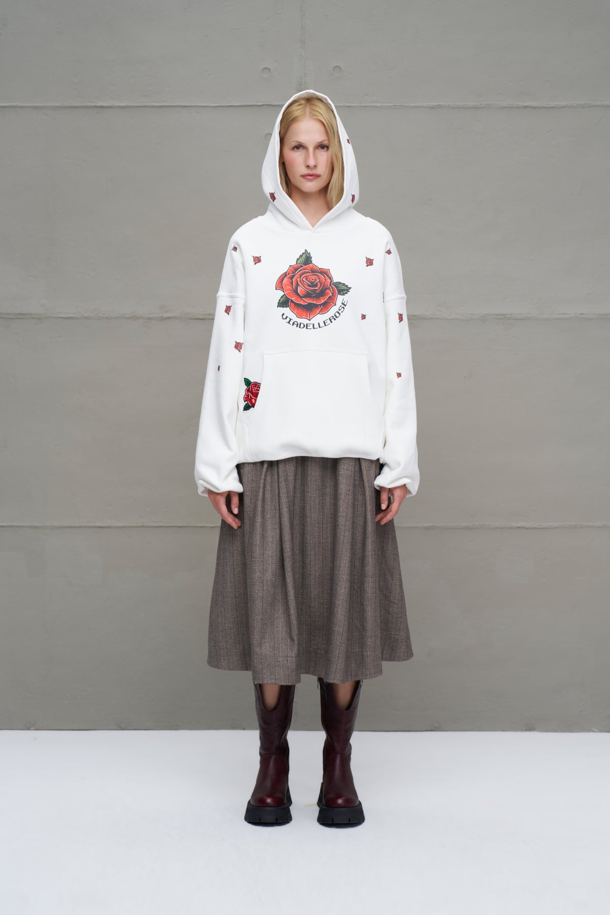 Off White Rose-patterned Oversize Sweatshirt 18151