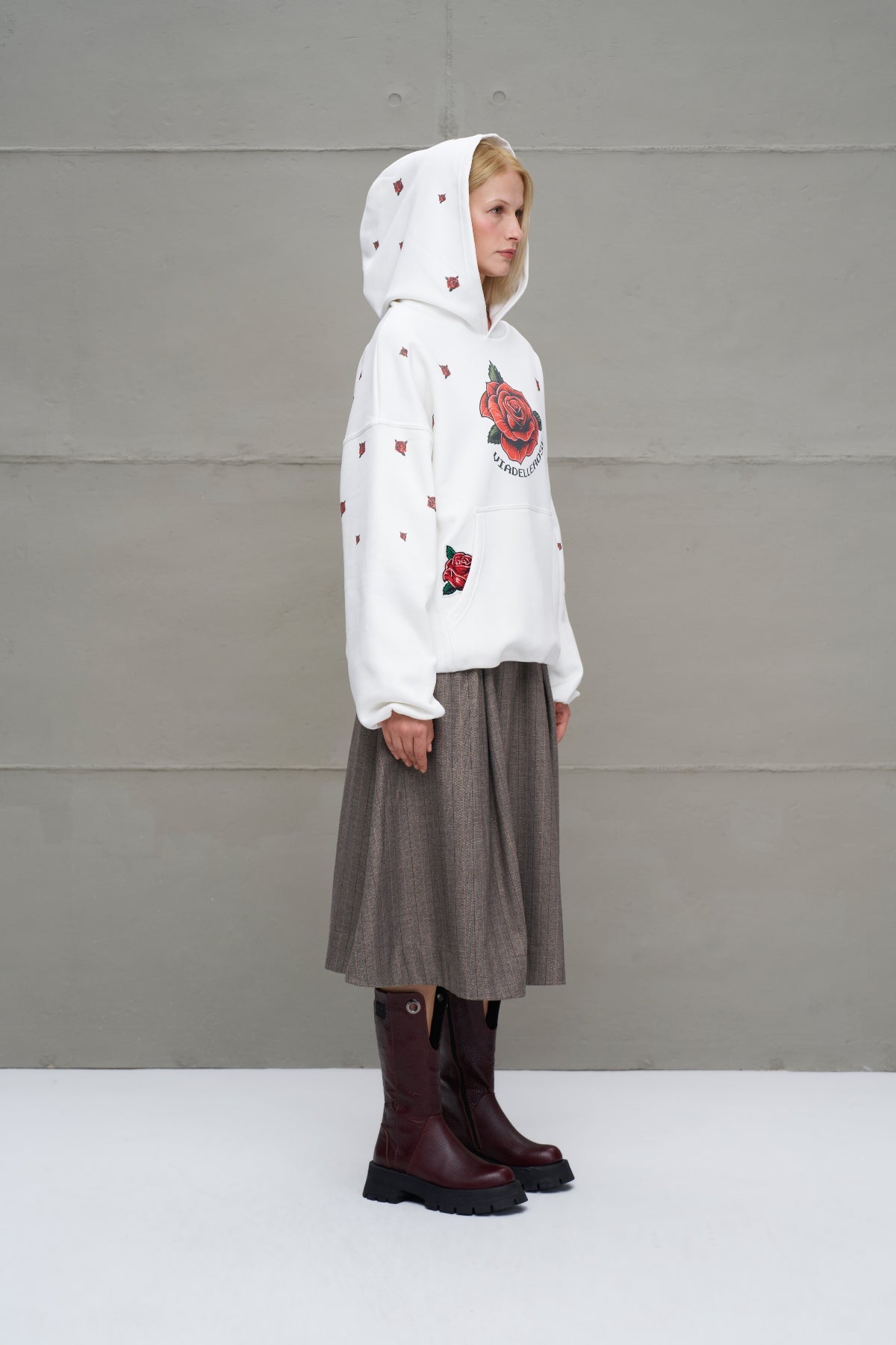 Off White Rose-patterned Oversize Sweatshirt 18151
