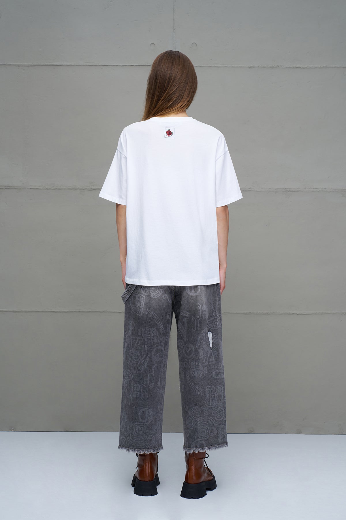 White Beaded Lettering Oversize T-shirt 18243