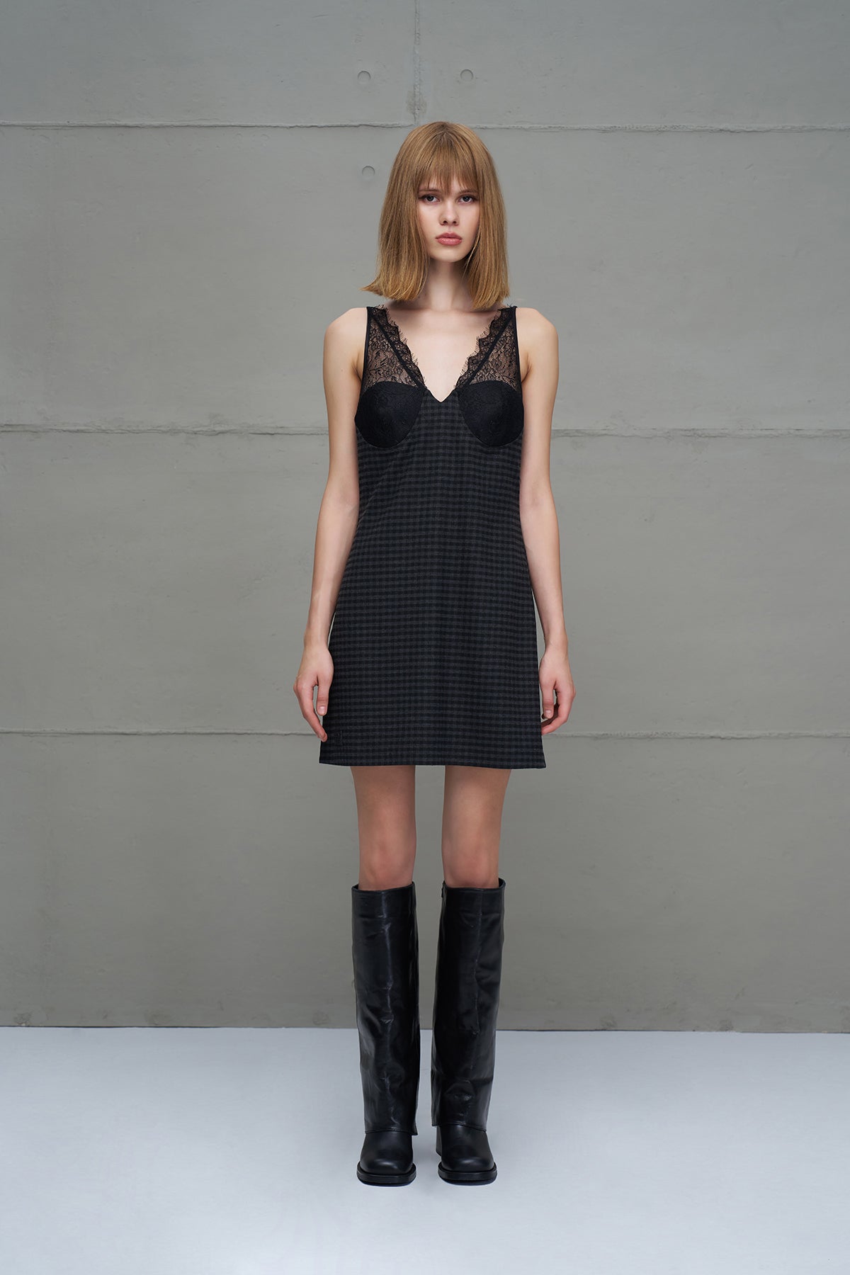 Black Lace Detail Short Dress 18271