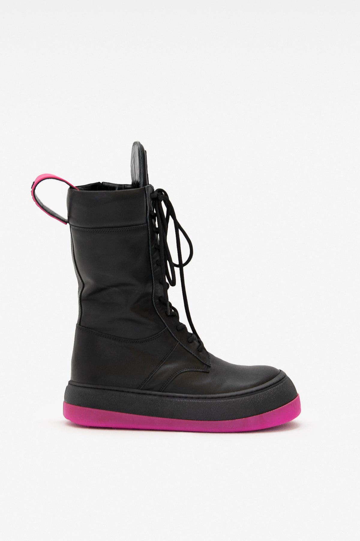 Nero Pink Boots Yeti