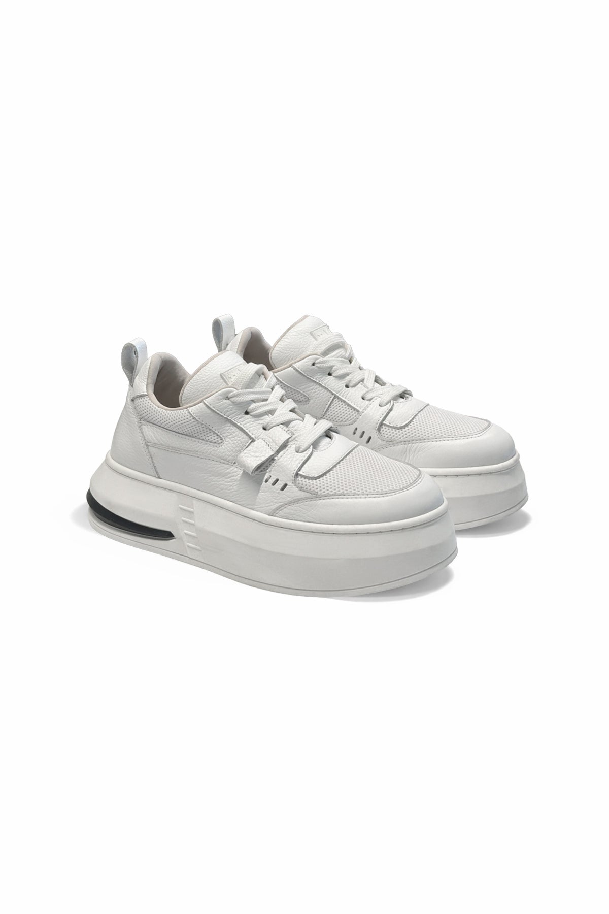 White Sneakers Orion