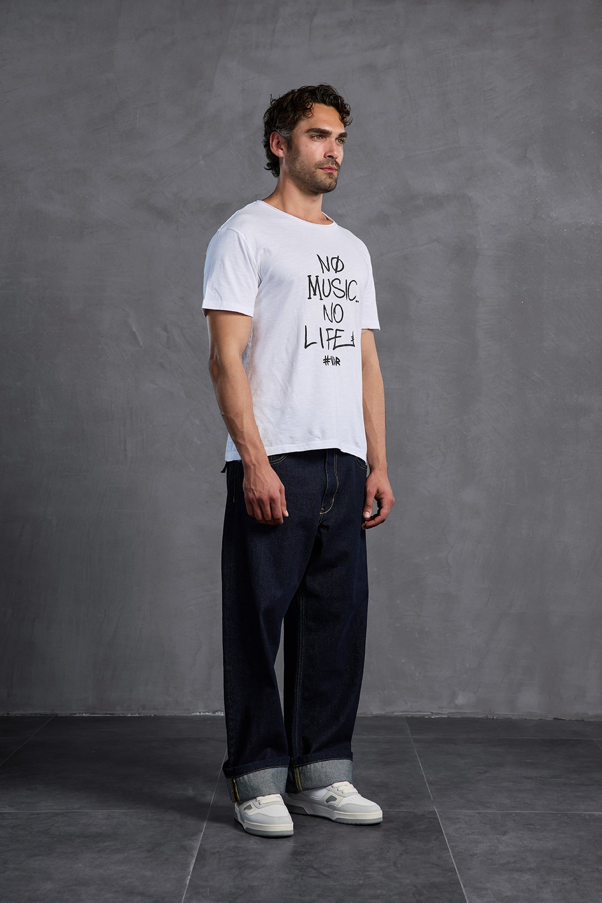 White Printed Round Neck T-shirt 10009