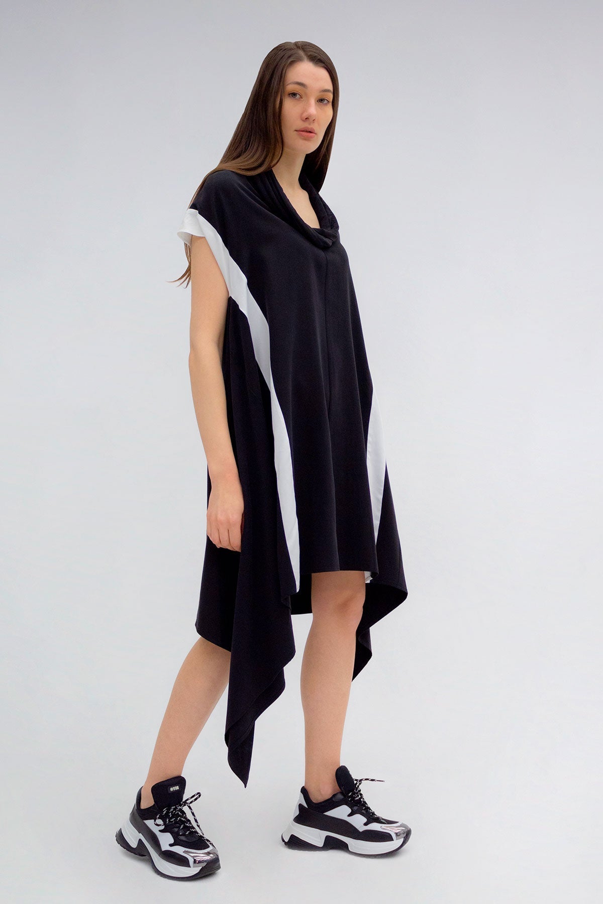Nero Off White Dress 5197