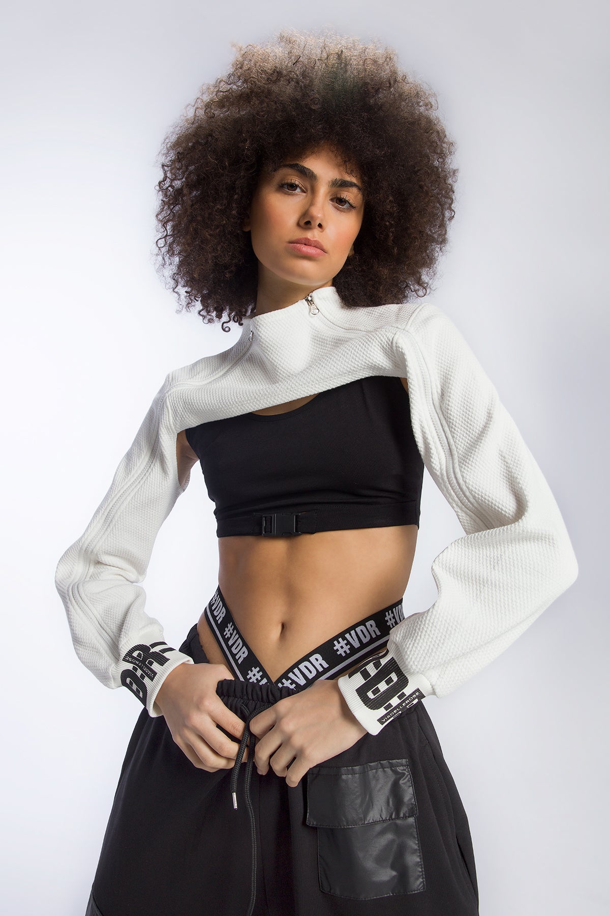 Off White Bolero 9302