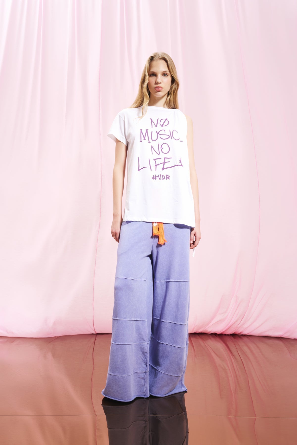 White T-shirt 17062