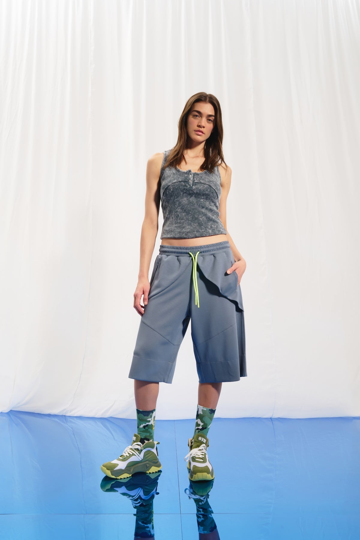 Grey Shorts 17145