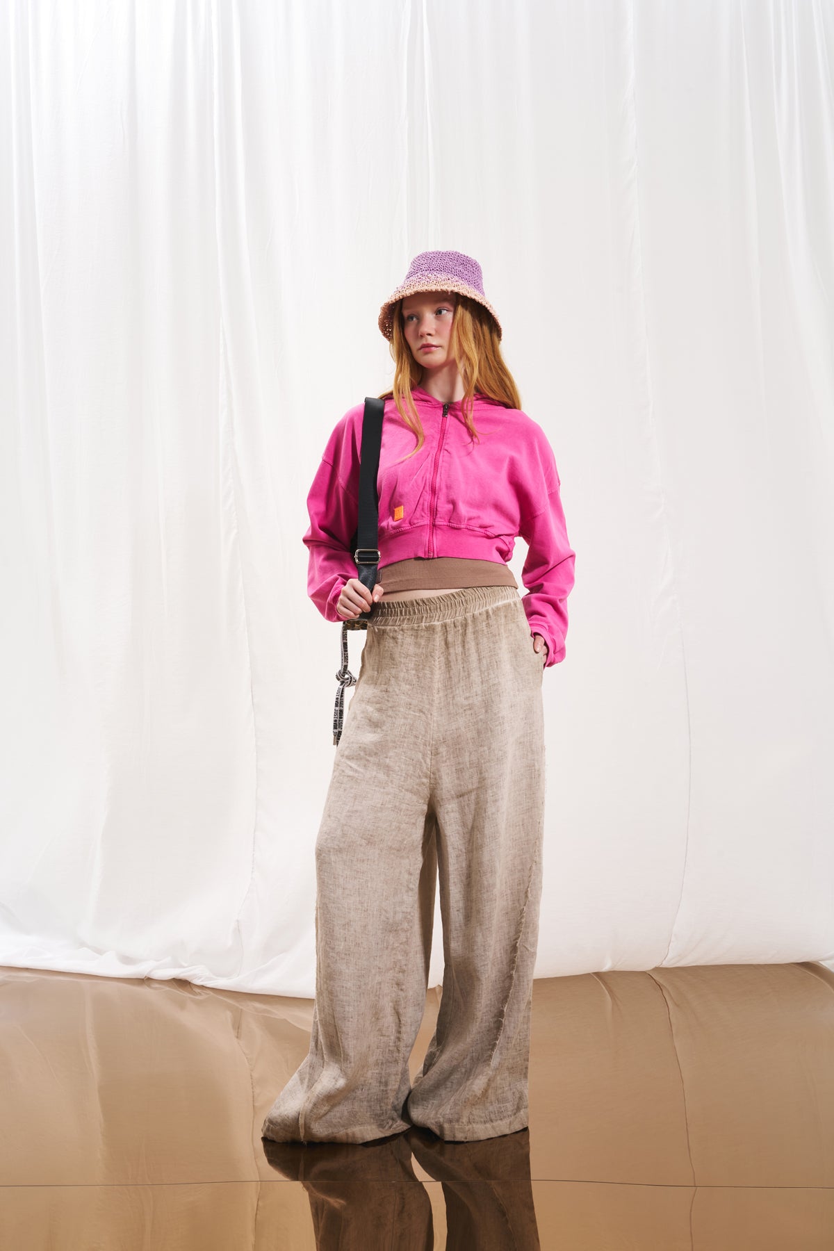 Pink Sweatshirt 17322