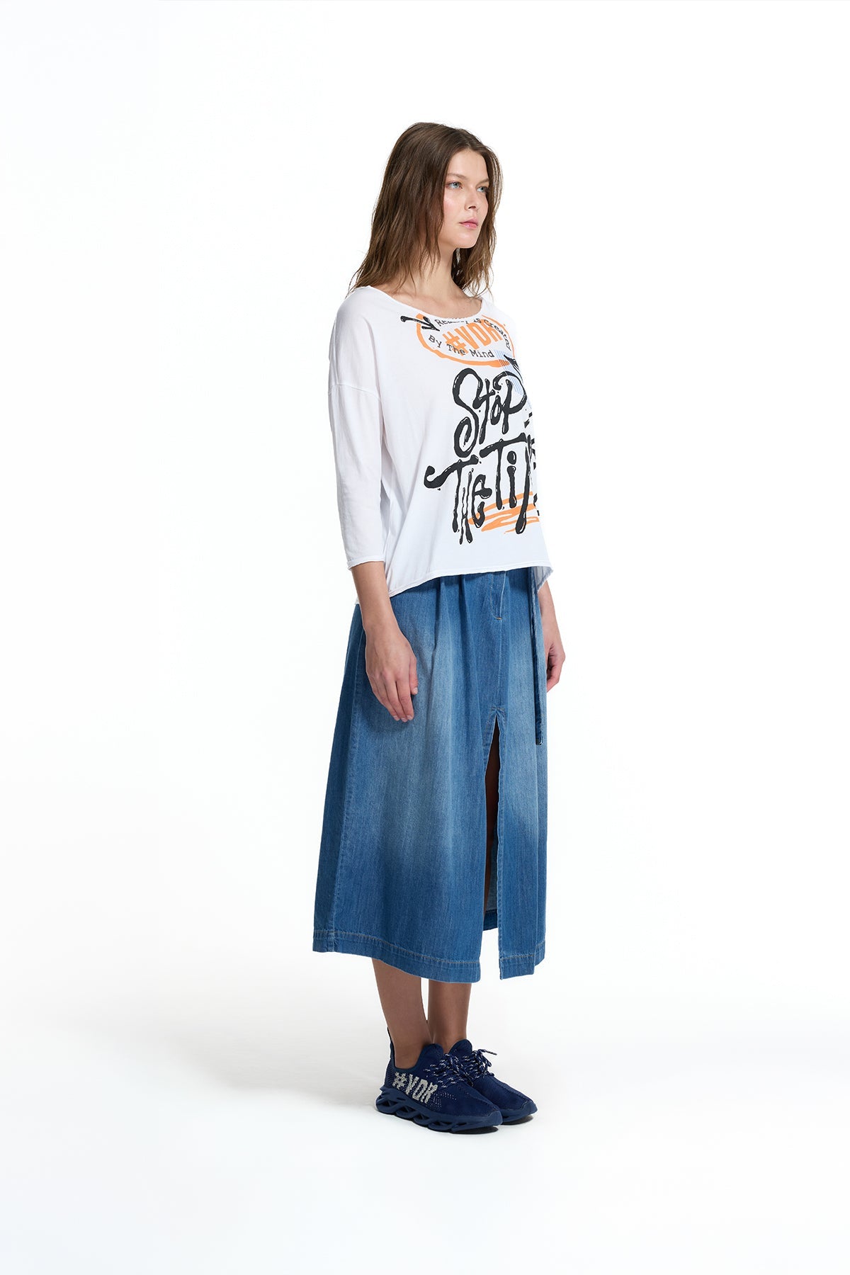 White Graphic Print Oversized T-shirt 19081