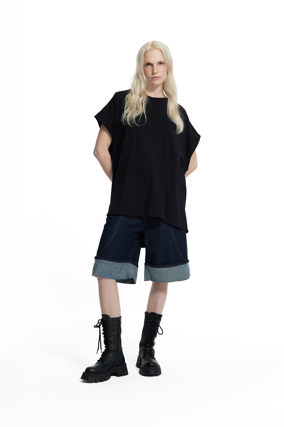 Black T-shirt 19224
