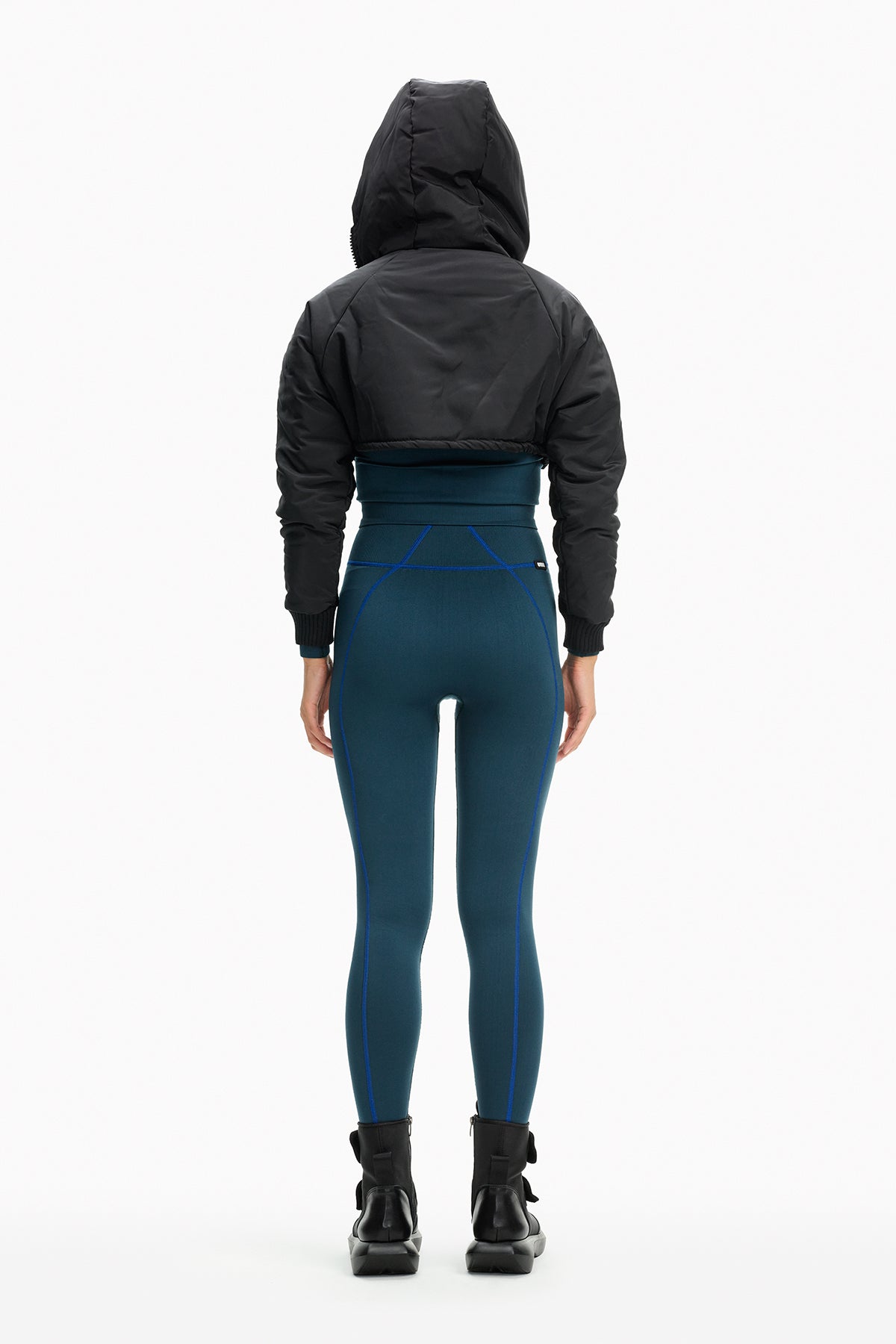 Nero Crop Bomber 10260