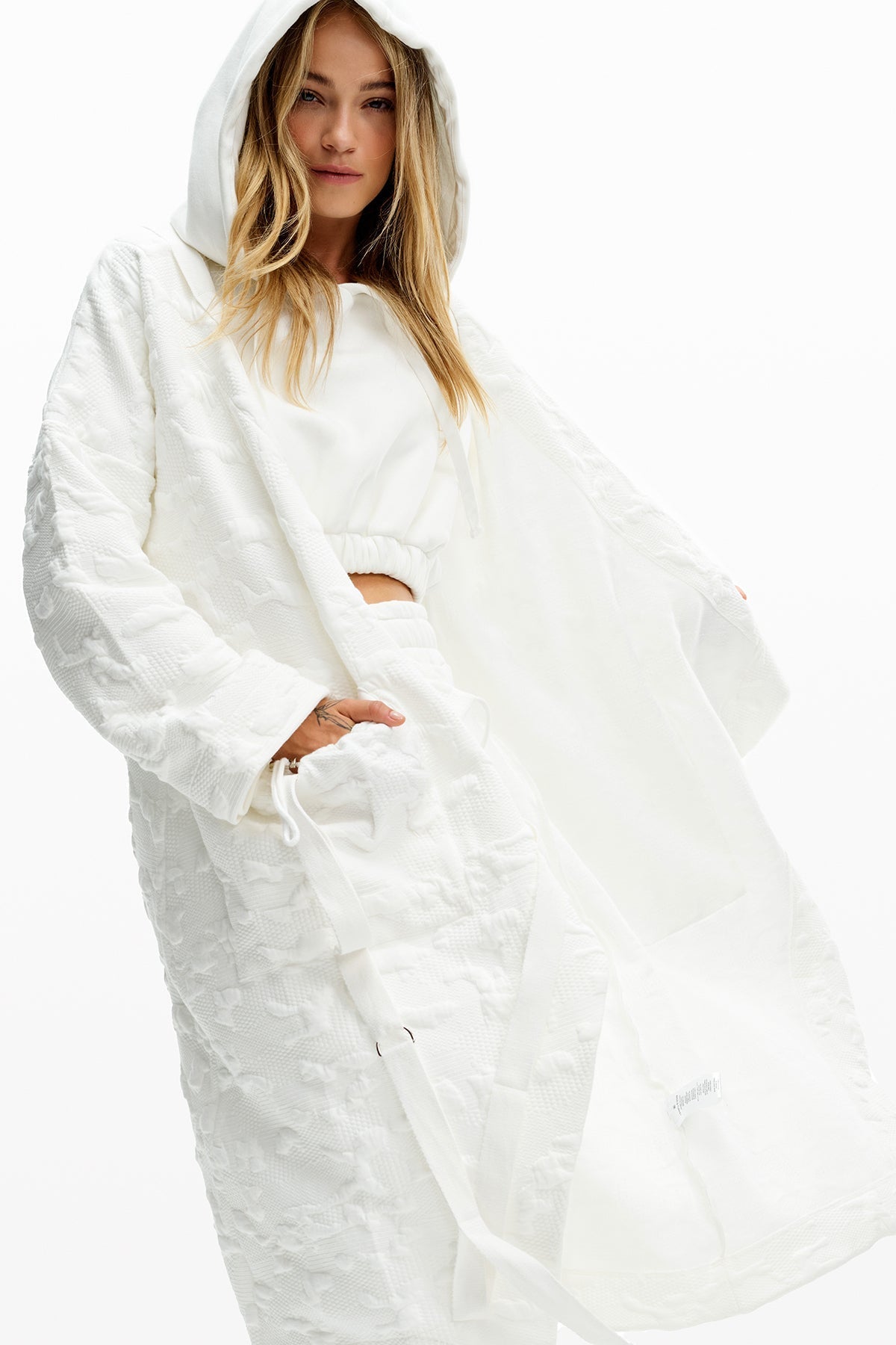 Off White Kimono 10502