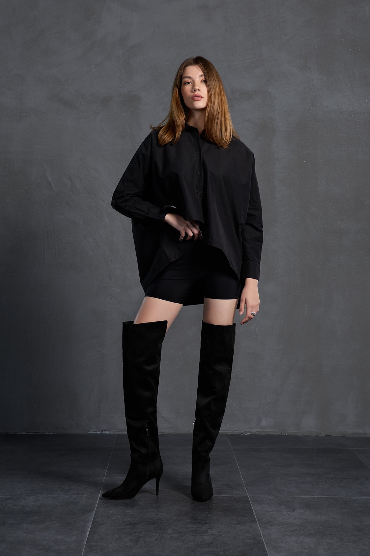 Black Asymmetric Oversize Poplin Shirt 18049